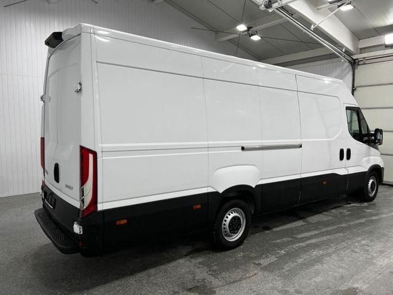 Gebraucht Iveco Daily 156 PS (114 kW) 2024 Weiss Van