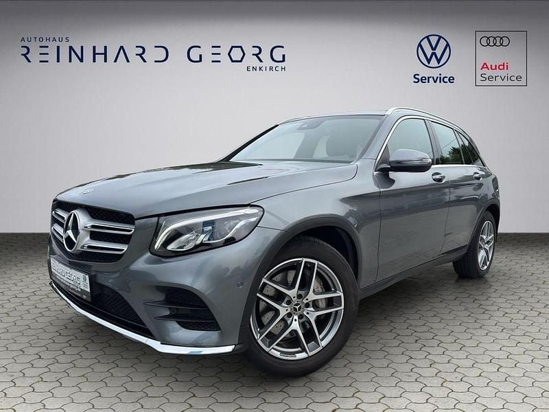 Grau Gebraucht 2017 Mercedes GLC250 AMG SUV | 23.450 € (Guter Preis) - Bild 1/4