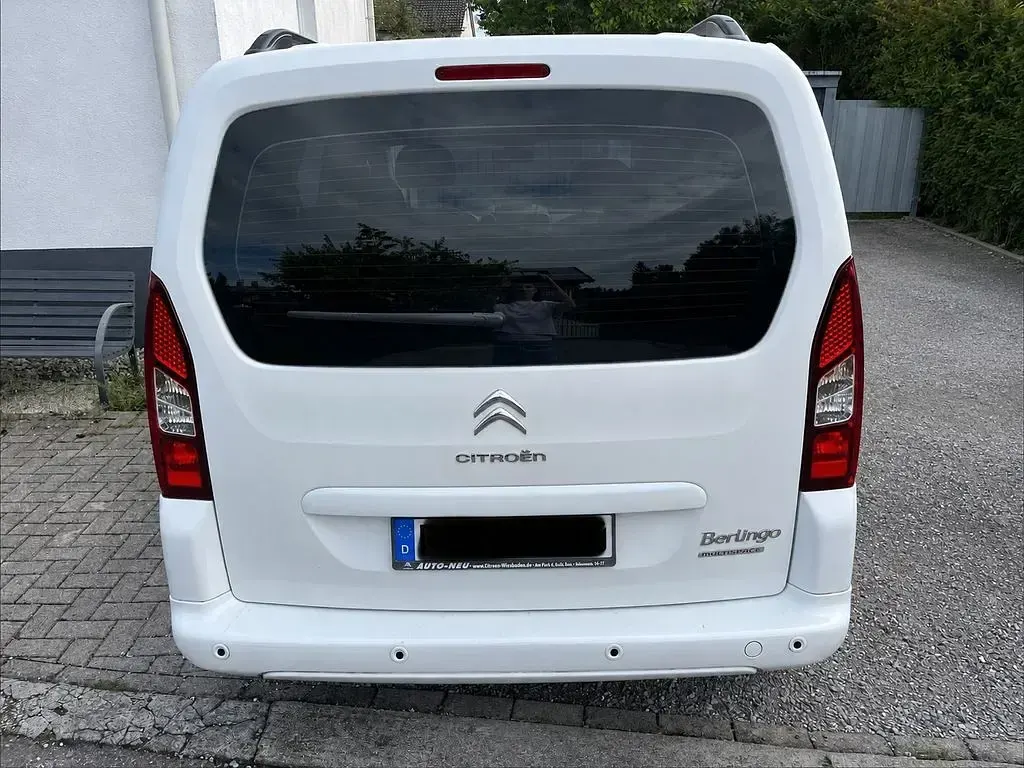 Gebraucht Citroën Berlingo SELECTION 98 PS (72 kW) 2015 Schwarz Van / Kleinbus