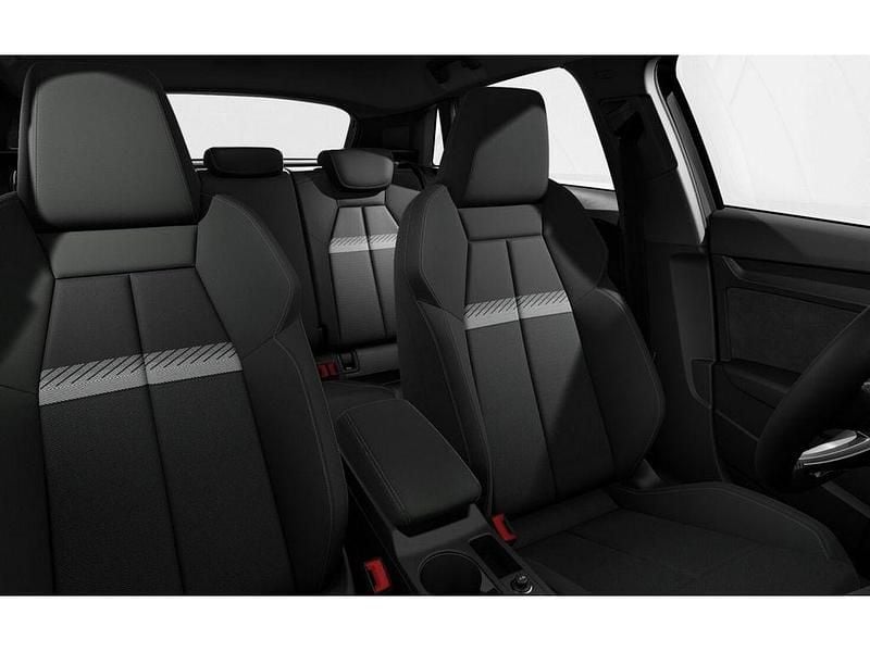 Używany Audi A3 Advanced Plus 150 KM (110 kW) 2023 Czarny Sedan/Limuzyna