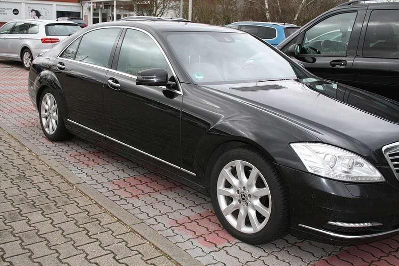 Gebraucht Mercedes S350 258 PS (189 kW) 2012 Obsidianschwarz  metalliclack Limousine