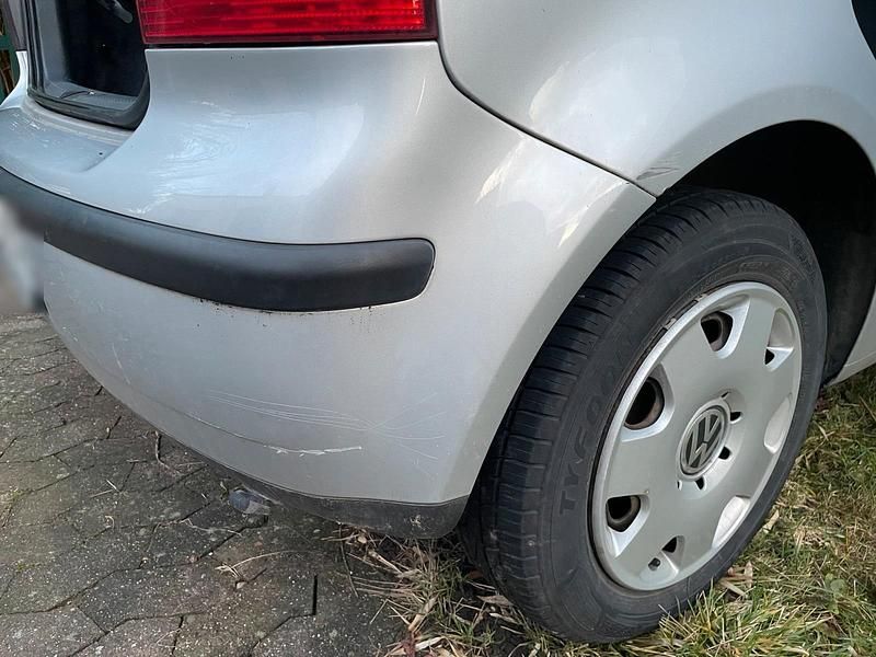 Gebraucht VW Polo 63 PS (46 kW) 2004 Silber Kleinwagen