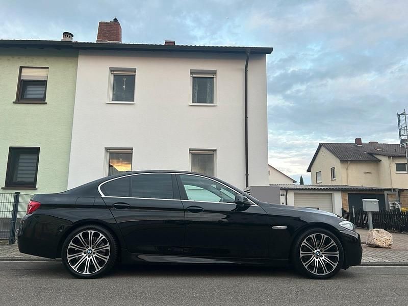 Schwarz Gebraucht 2010 BMW 525 Limousine | 8.490 € (Guter Preis) - Bild 1/4