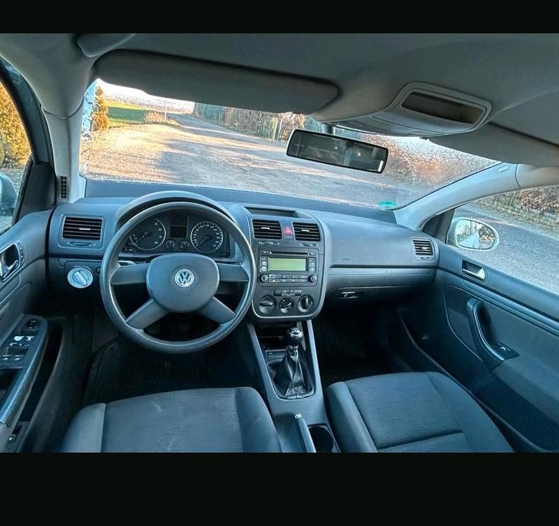 Gebraucht VW Golf V 55 PS (40 kW) 2004 Grau Kleinwagen