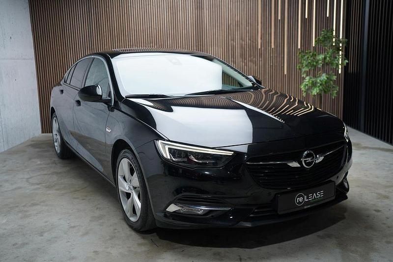 Gebraucht Opel Insignia Dynamic 170 PS (125 kW) 2019 Schwarz Limousine