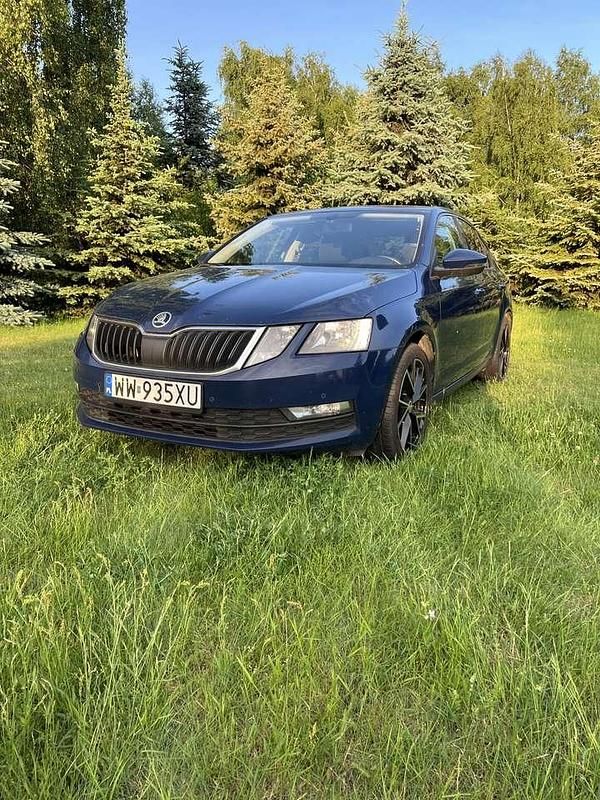 Blau Gebraucht 2017 Skoda Octavia Ambition Limousine | 6.600 € - Bild 1/4
