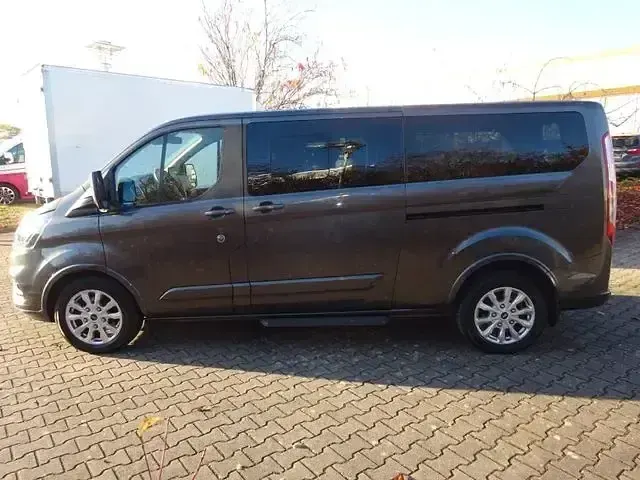 Usata Ford Tourneo Custom Titanium 185 CV (136 kW) 2021 Andere Furgone