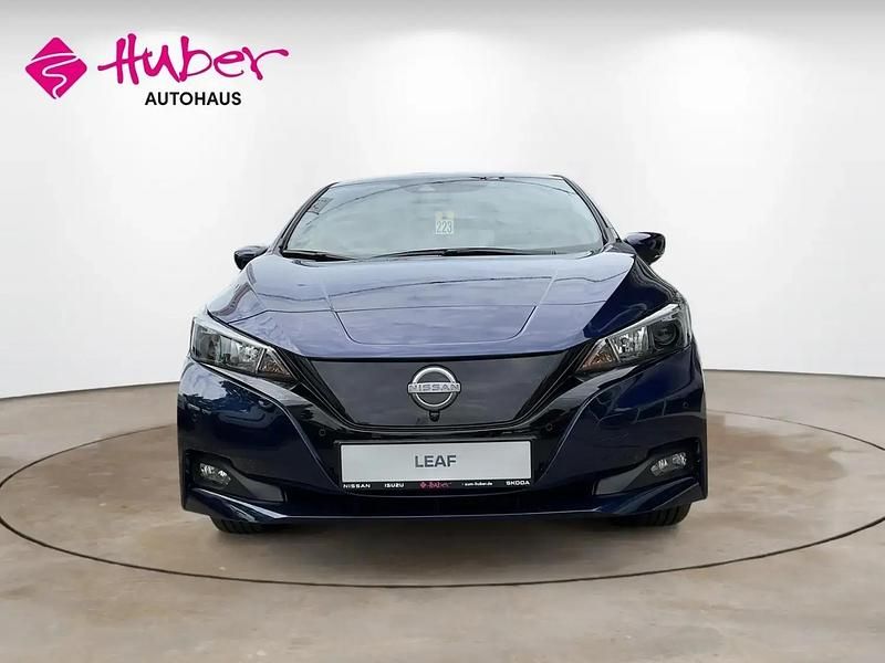 Gebraucht Nissan Leaf N-Connecta 110 kW (150 PS) 2024 Blau Kleinwagen