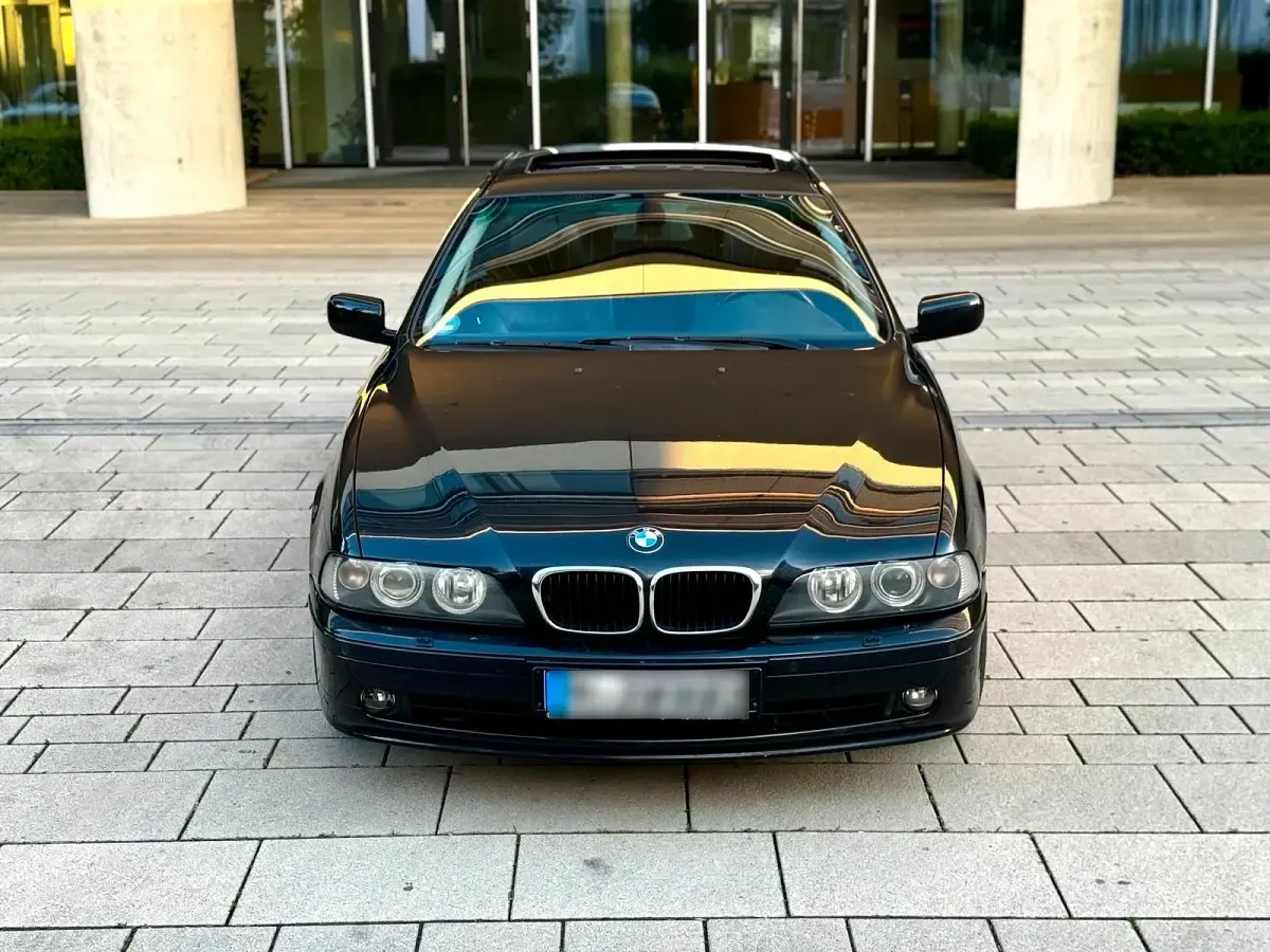 Gebraucht BMW 530 231 PS (169 kW) 2001 Schwarz Limousine
