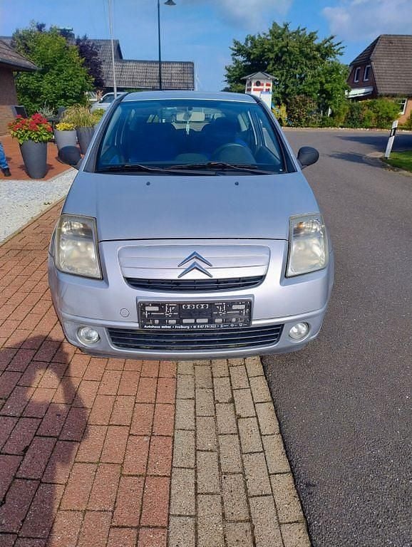 Silber Gebraucht 2004 Citroën C2 Advance Kleinwagen | 650 € (Guter Preis) - Bild 1/4