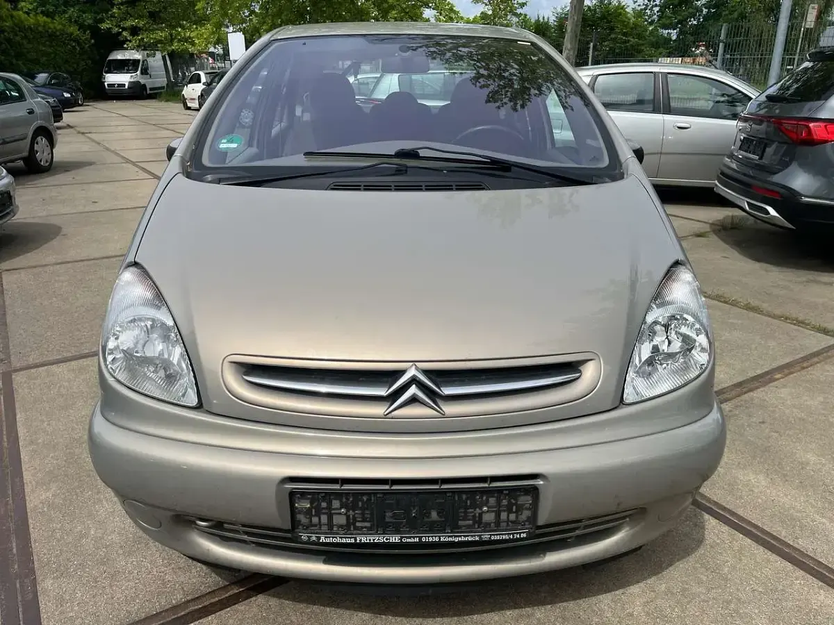 Gebraucht Citroën Xsara 116 PS (85 kW) 2003 Silber Van / Kleinbus