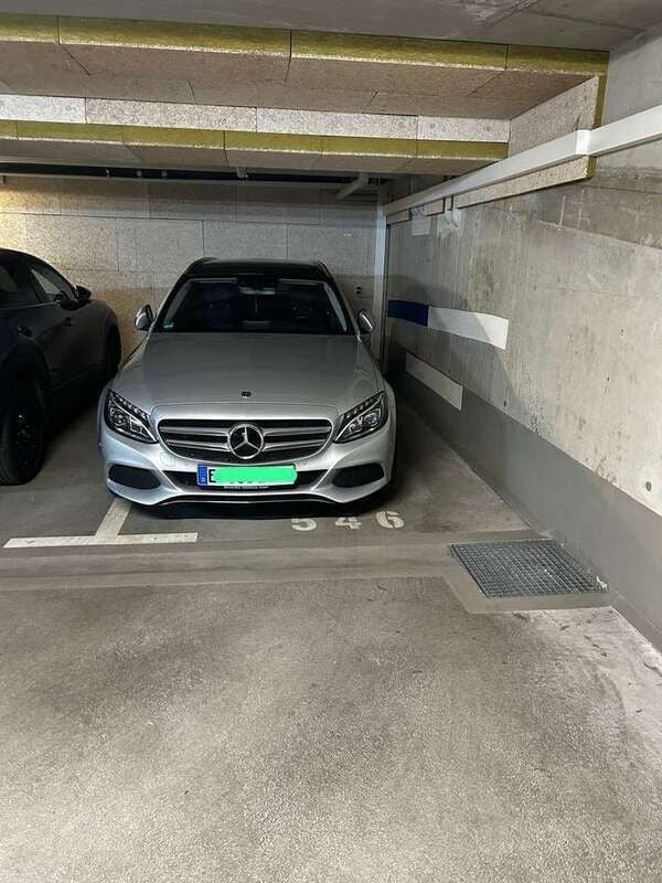 Grau Gebraucht 2017 Mercedes C250 Kombi | 23.500 € (Fairer Preis) - Bild 1/4
