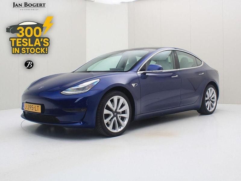 Blau Gebraucht 2020 Tesla Model 3 Long Range AWD Limousine | 26.700 € (Fairer Preis) - Bild 1/4