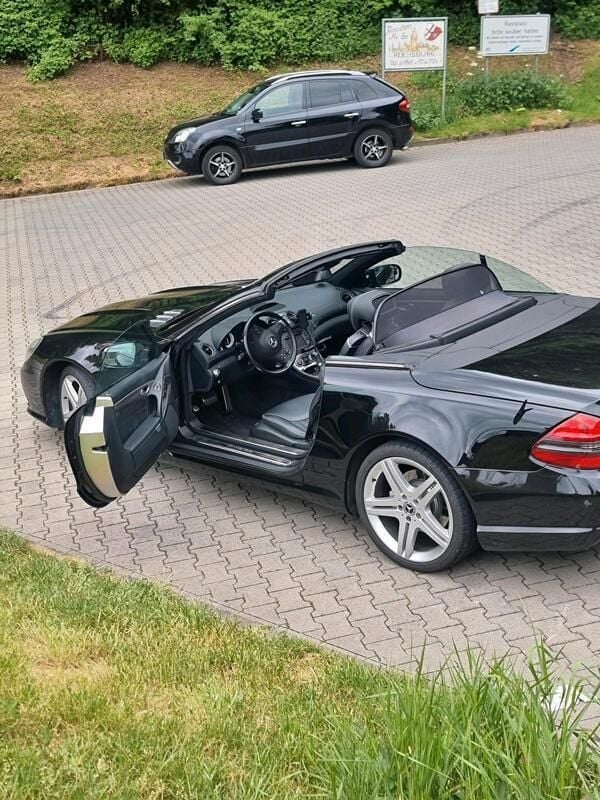 Schwarz Gebraucht 2008 Mercedes SL350 Cabrio | 23.500 € (Superpreis) - Bild 1/4