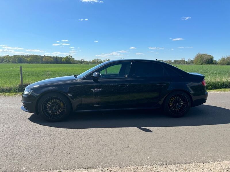 Schwarz Gebraucht 2009 Audi S4 Sport Limousine | 14.499 € - Bild 1/4
