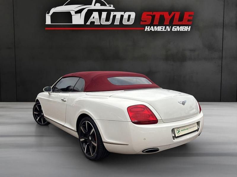 Gebraucht Bentley Continental GT Convertible 560 PS (411 kW) 2009 Weiß Cabrio