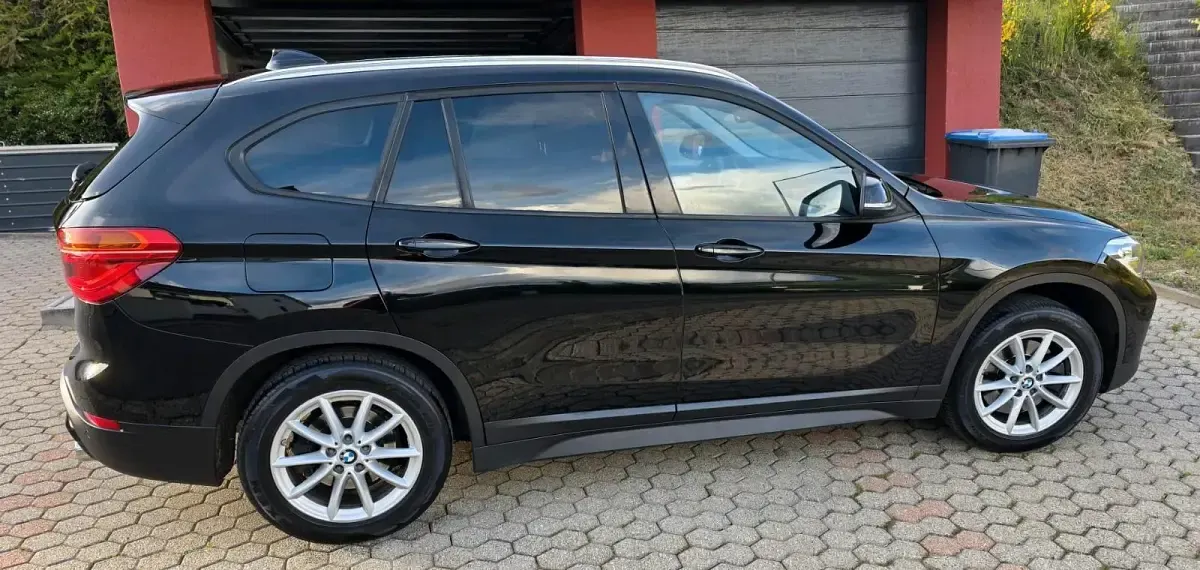 Gebraucht BMW X1 Advantage 192 PS (141 kW) 2020 Schwarz SUV