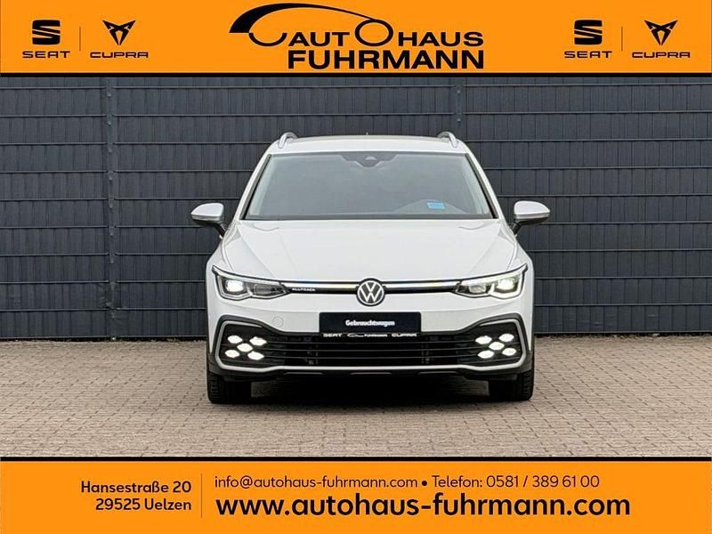 Gebraucht VW Golf Alltrack 200 PS (147 kW) 2023 Weiß Kombi