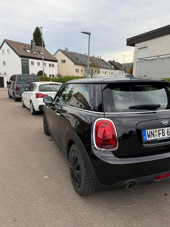 Second-hand Mini ONE 102 CP (75 kW) 2020 Negru Hatchback