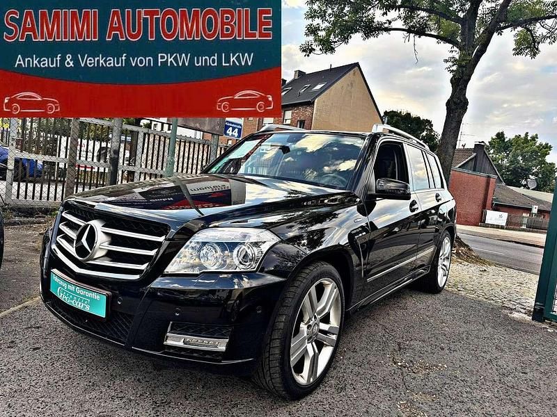 Obsidianschwarz Gebraucht 2012 Mercedes GLK350 SUV | 14.100 € (Guter Preis) - Bild 1/4
