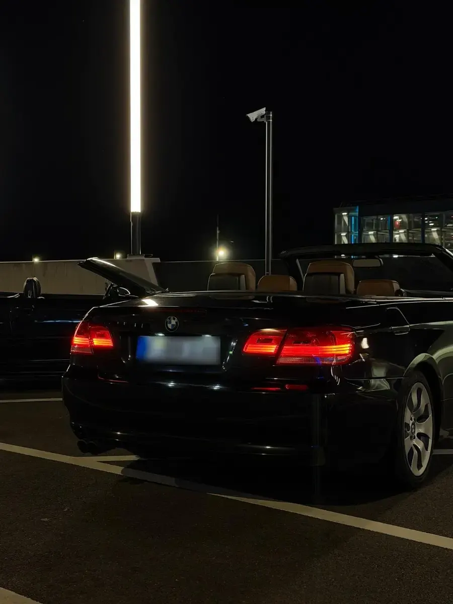 Gebraucht BMW 330 Cabriolet 231 PS (169 kW) 2008 Schwarz Cabrio