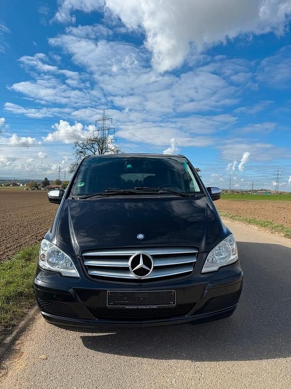 Gebraucht Mercedes Viano 224 PS (164 kW) 2013 Schwarz Van / Kleinbus