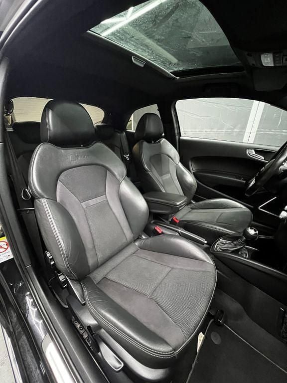 Gebraucht Audi A1 S-Line 185 PS (136 kW) 2010 Schwarz Kleinwagen