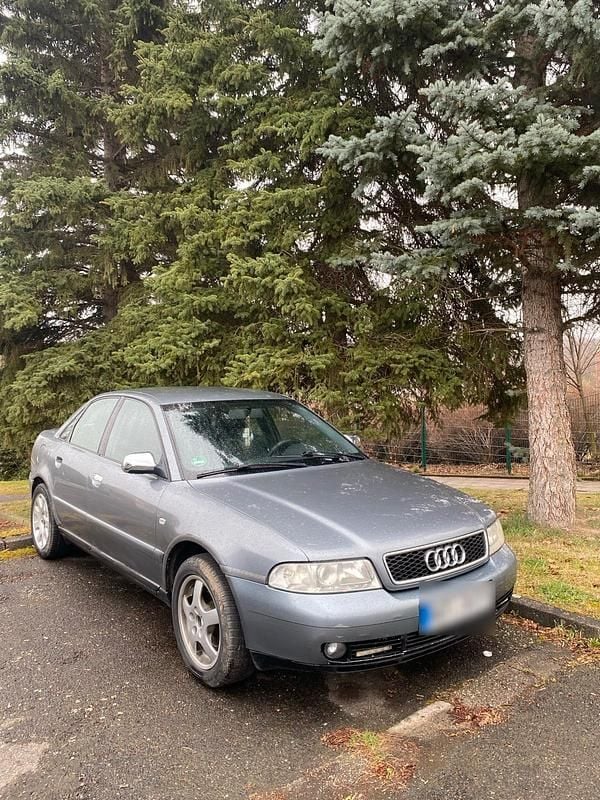 Gebraucht Audi A4 150 PS (110 kW) 1999 Andere farben Kleinwagen