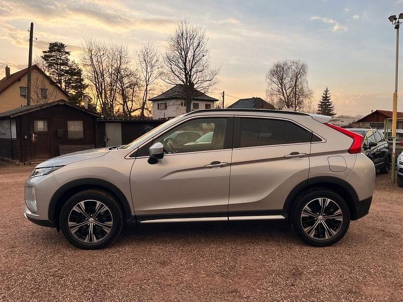 Gebraucht Mitsubishi Eclipse Cross Plus 163 PS (119 kW) 2019 Silber SUV