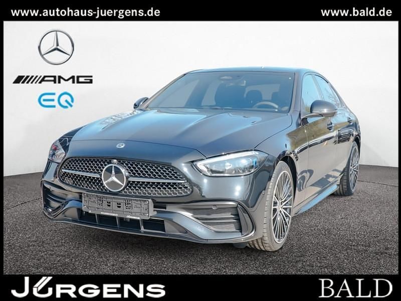 Grau metalliclack selenitgrau Gebraucht 2025 Mercedes C180 AMG Limousine | 49.880 € - Bild 1/4