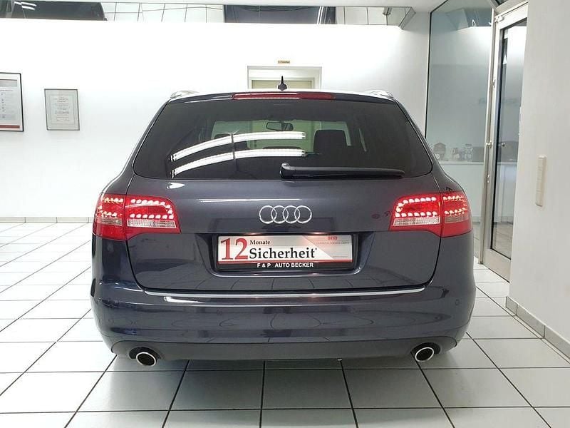 Gebraucht Audi A6 Ambiente 190 PS (139 kW) 2011 Austerngrau Kombi