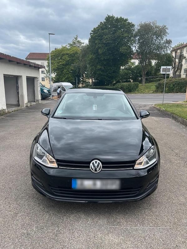 Schwarz Gebraucht 2014 VW Golf VII Edition Kleinwagen | 7.500 € (Guter Preis) - Bild 1/4