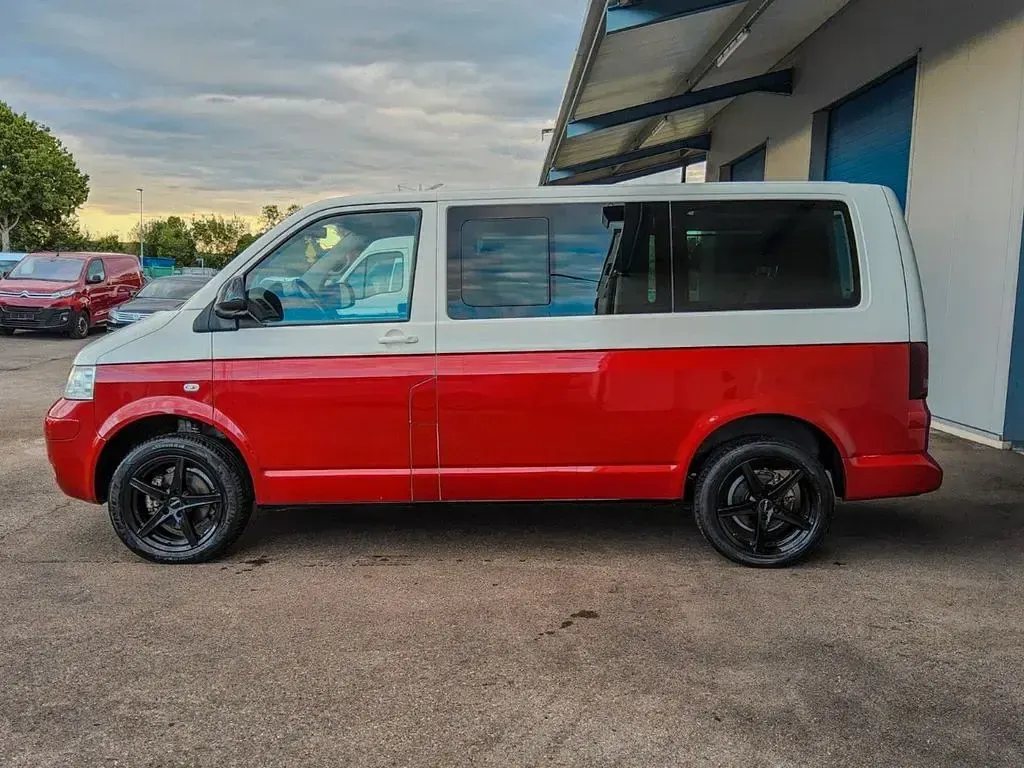 Gebraucht VW Multivan 174 PS (127 kW) 2008 Weiß Van / Kleinbus