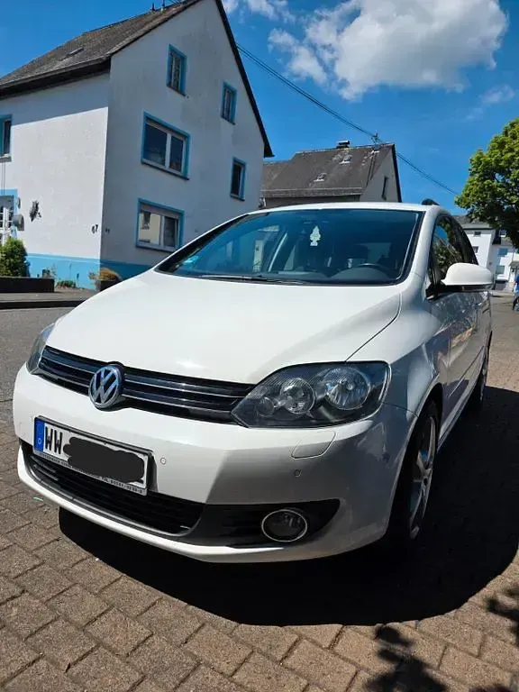 Gebraucht VW Golf Plus Cross Comfortline 122 PS (89 kW) 2011 Weiß Van / Kleinbus
