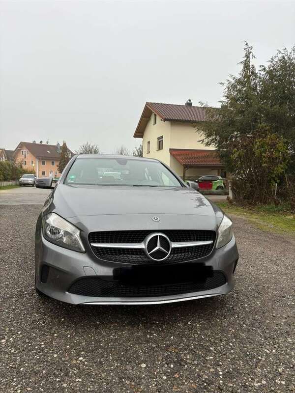 Gebraucht 2018 Mercedes A200 Limousine | 15.000 € (Fairer Preis) - Bild 1/4