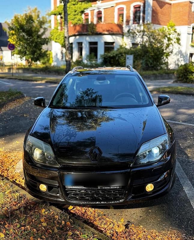 Schwarz Gebraucht 2011 Renault Laguna GrandTour GT Kombi | 4.000 € (Fairer Preis) - Bild 1/4