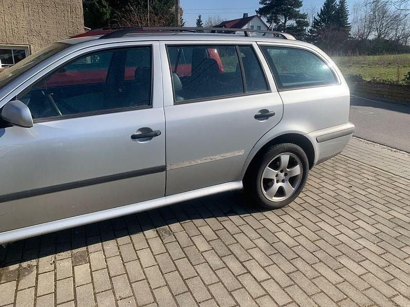 Gebraucht Skoda Octavia 116 PS (85 kW) 2001 Grau Kombi