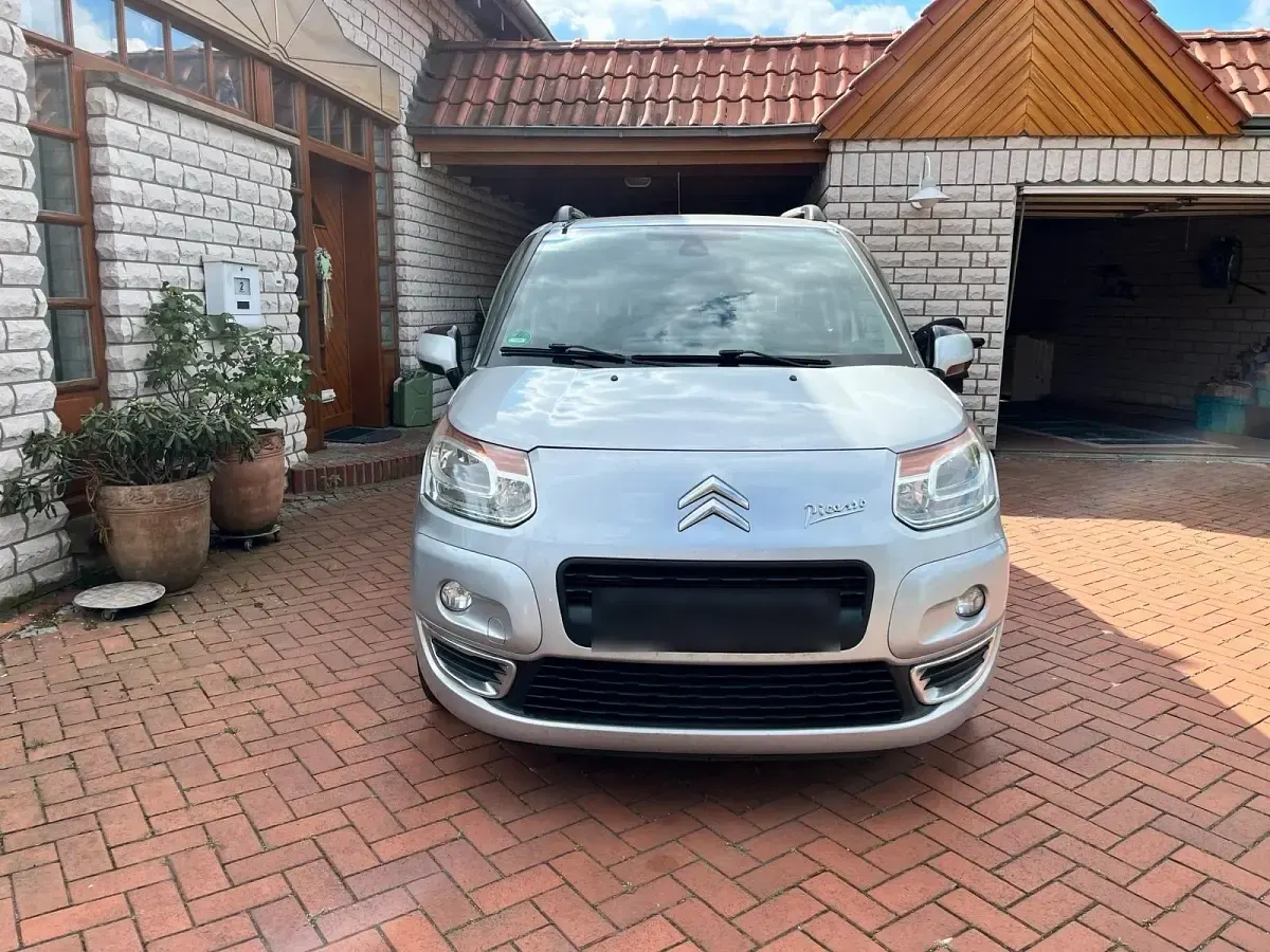 Używany Citroën C3 93 KM (68 kW) 2012 Srebrny Minivan