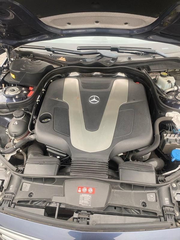 Gebraucht Mercedes E300 Avantgarde 231 PS (169 kW) 2015 Grau Limousine