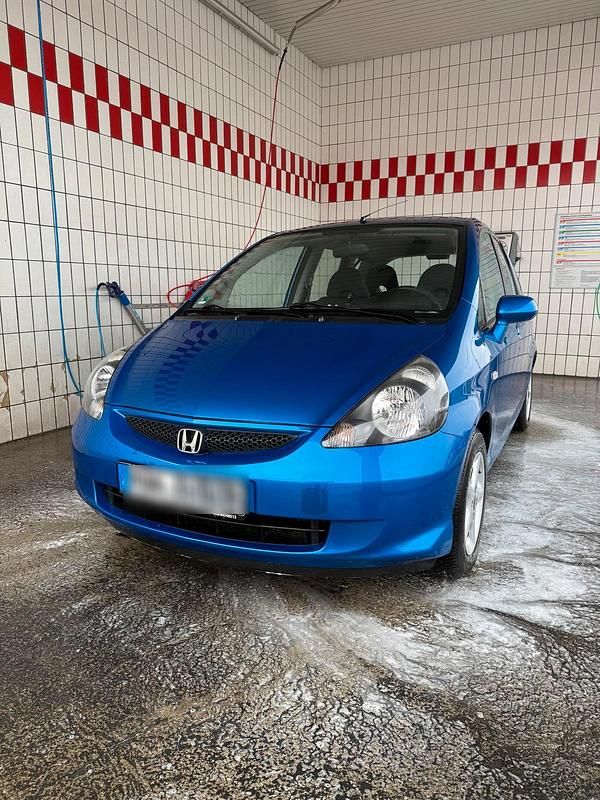 Gebraucht Honda Jazz 78 PS (57 kW) 2006 Blau Kleinwagen