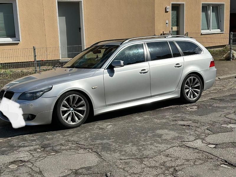 Gebraucht BMW 530 Performance 231 PS (169 kW) 2007 Silber Kombi