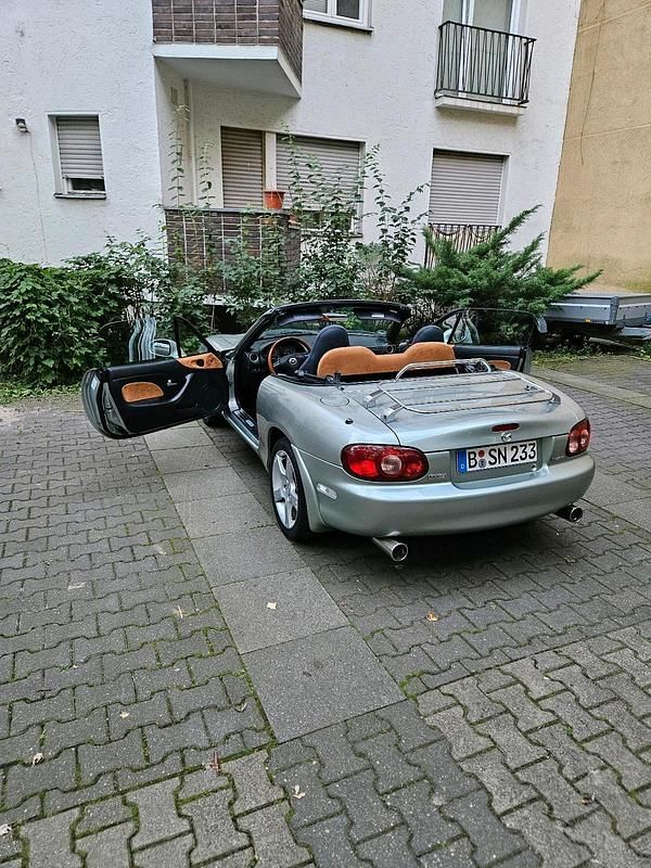 Silber Gebraucht 2003 Mazda MX5 Cabrio | 5.500 € (Guter Preis) - Bild 1/4