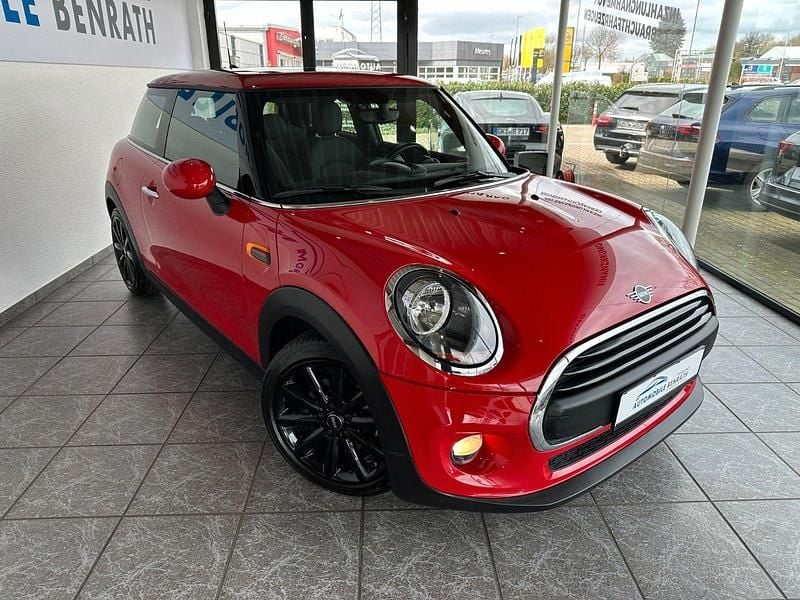 Gebraucht Mini ONE 102 PS (75 kW) 2018 Rot Kleinwagen