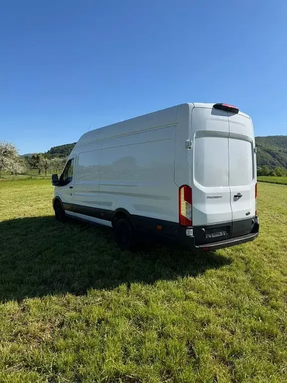 Gebraucht Ford Transit 131 PS (96 kW) 2022 Weiß Limousine