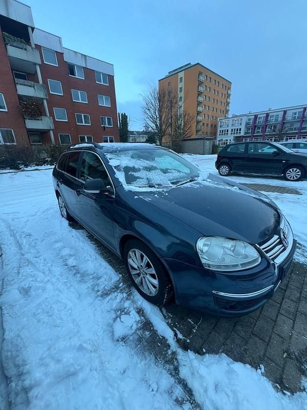 Blau Gebraucht 2007 VW Golf Limousine | 2.600 € (Superpreis) - Bild 1/4