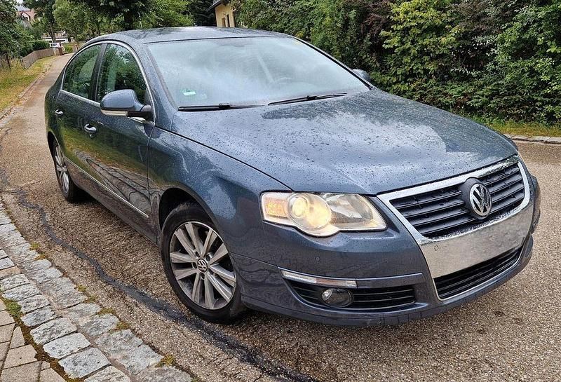 Grau Gebraucht 2009 VW Passat Comfortline Limousine | 3.000 € (Guter Preis) - Bild 1/4