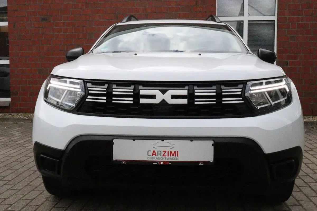 Gebraucht Dacia Duster Essentiel 91 PS (66 kW) 2023 Weiß SUV