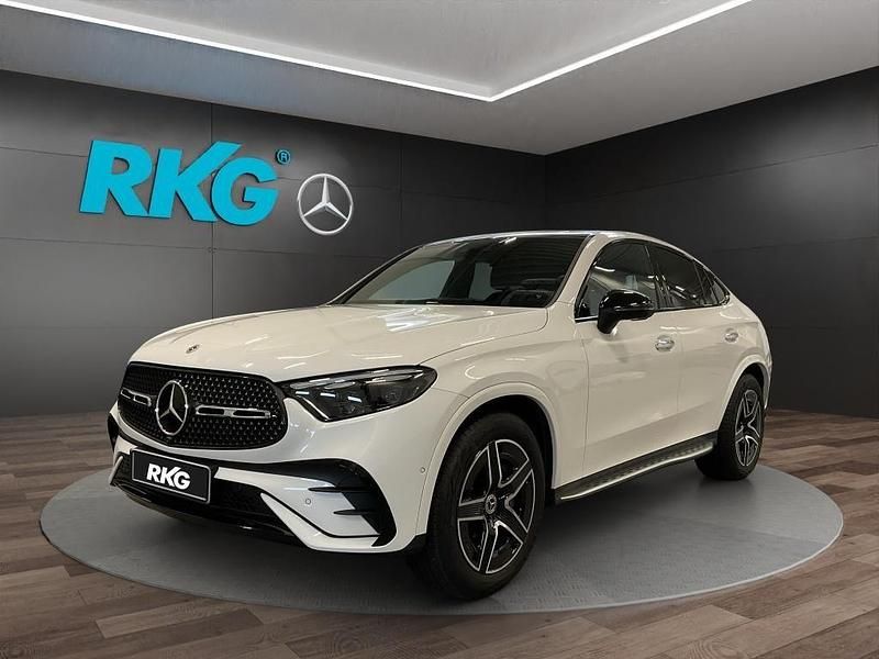 Weiß Gebraucht 2025 Mercedes GLC300 AMG Coupé | 68.940 € (Etwas zu teuer) - Bild 1/4
