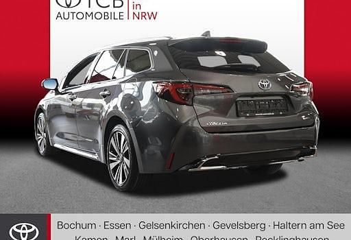 Neu Toyota Corolla 180 PS (132 kW) 2025 Grau Kombi