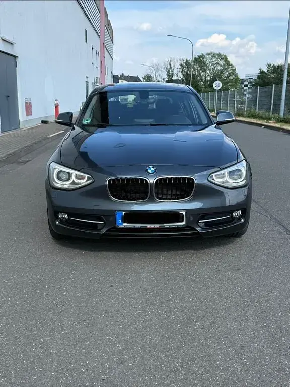 Gebraucht BMW 116 Sport Line 136 PS (100 kW) 2012 Grau Kleinwagen
